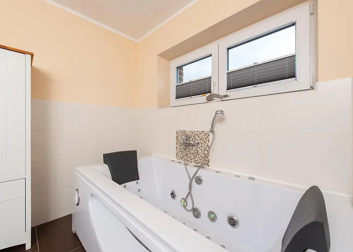 Fehmamore Mit See-und Hafenblick Appartamento Fehmarn